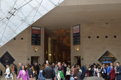 Louvre
Keywords: Louvre